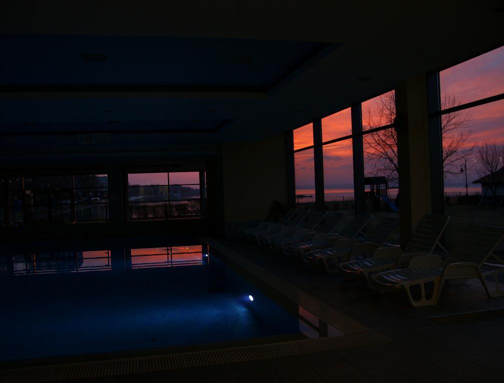 Club 218 Wellness Petra Apartman Siófok Exterior foto