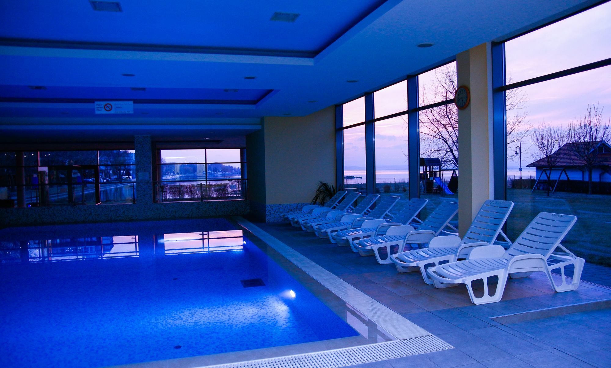 Club 218 Wellness Petra Apartman Siófok Exterior foto